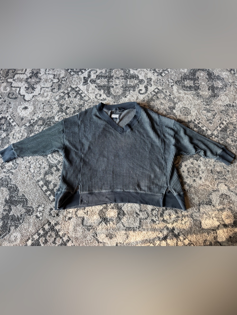 Woman’s V-Neck Oversized Waffle Knit Sweater American Eagle